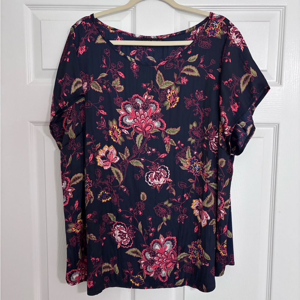 Floral Navy Top